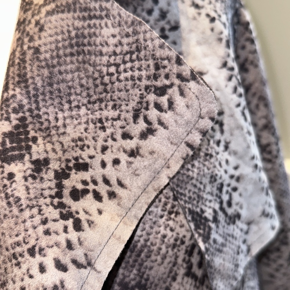 Kut Jacee Moto Jacket Snake Print - Picture 2 of 4